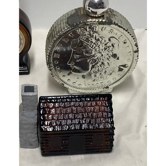 Lot of 5 Avon Men's Wild Country Cologne Bottles Coins, Log Cabin, 8-Ball & More - Picture 6 of 16